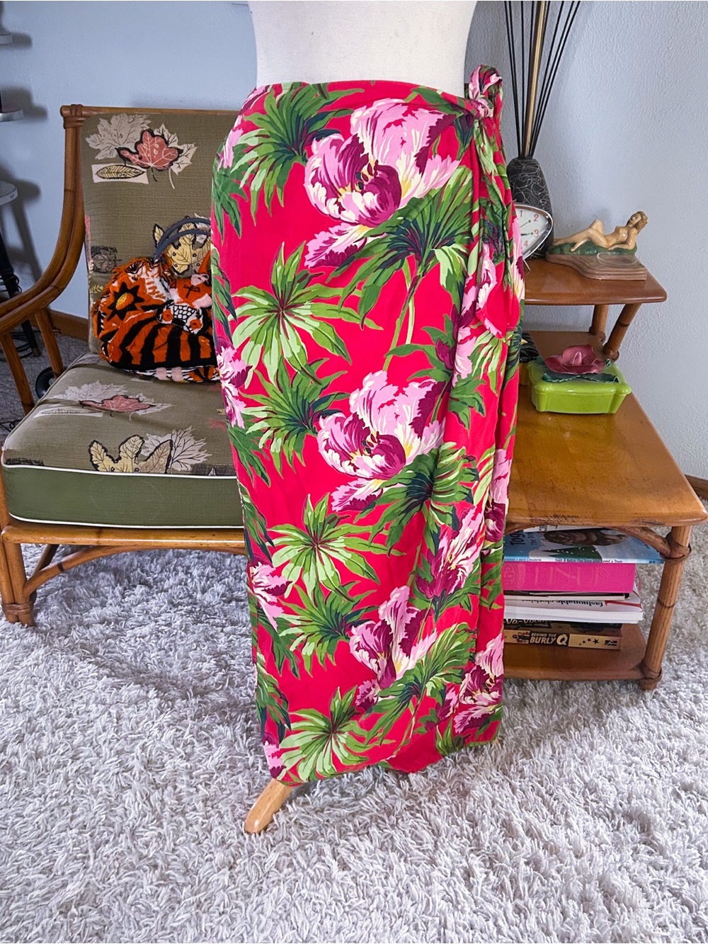 Retro Tropical Skirt | Wrap | Resort | Red Floral Multi | M L | 40s 50s | Pinup